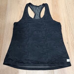 Vuori Lux Performance Tank